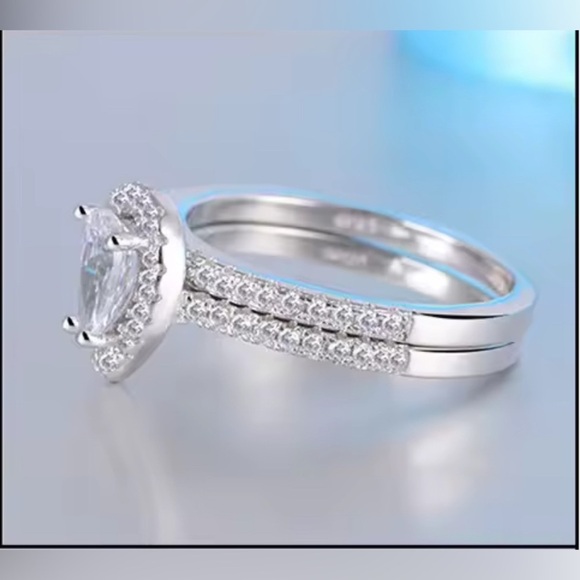 NIB S925 Sterling Silver & CZ Diamond Teardrop Engagement Wedding Ring Set - Picture 6 of 11